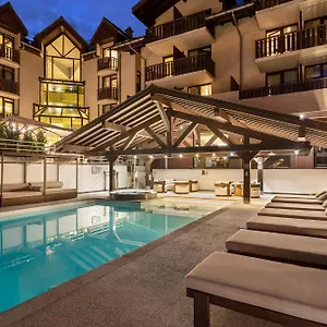 Les Aiglons Hotel